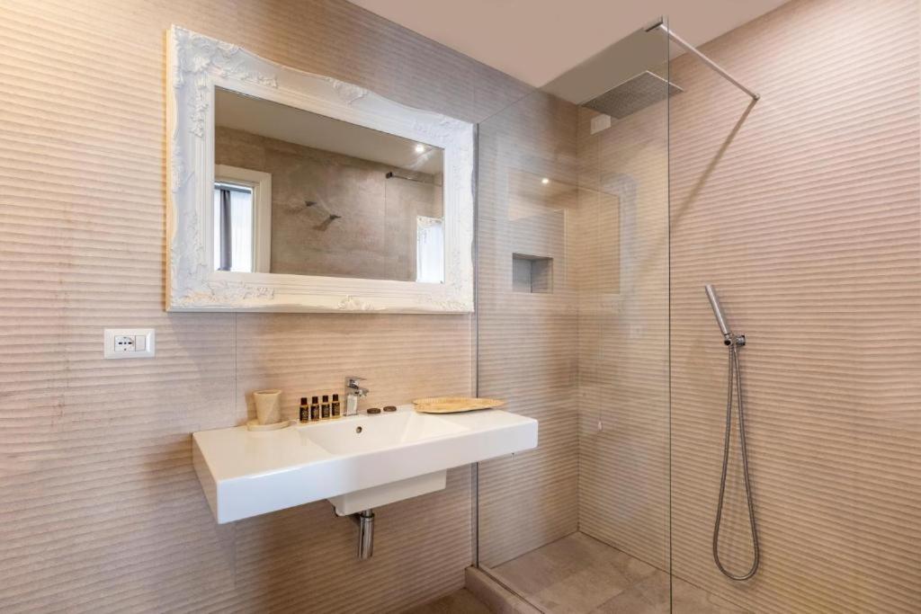 Spagna Art & Suites - Ca Domus Collection Ρώμη Εξωτερικό φωτογραφία